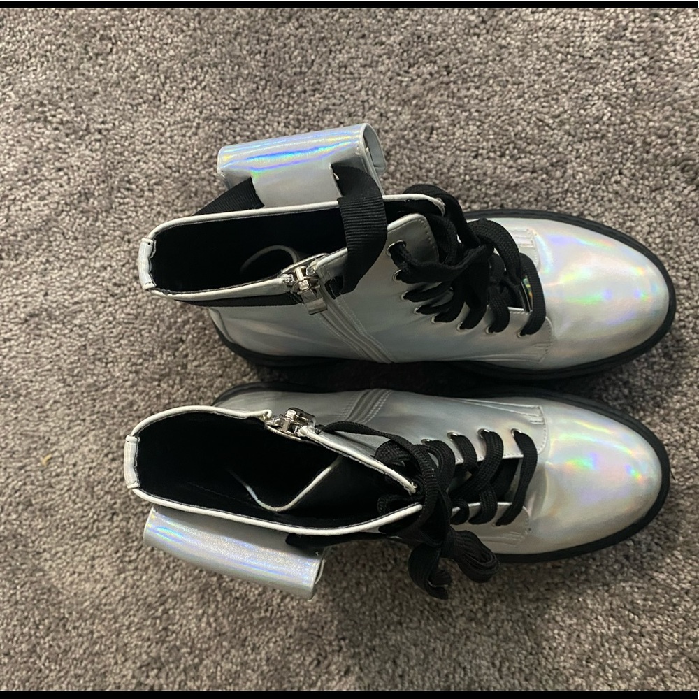 Iridescent Platform Combat Boots. - Picture 4 of 7